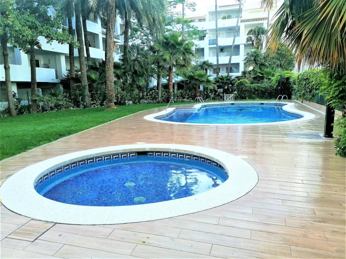 Global Immo 3329 Royal Marine I Apartment โรเซส ภายนอก รูปภาพ