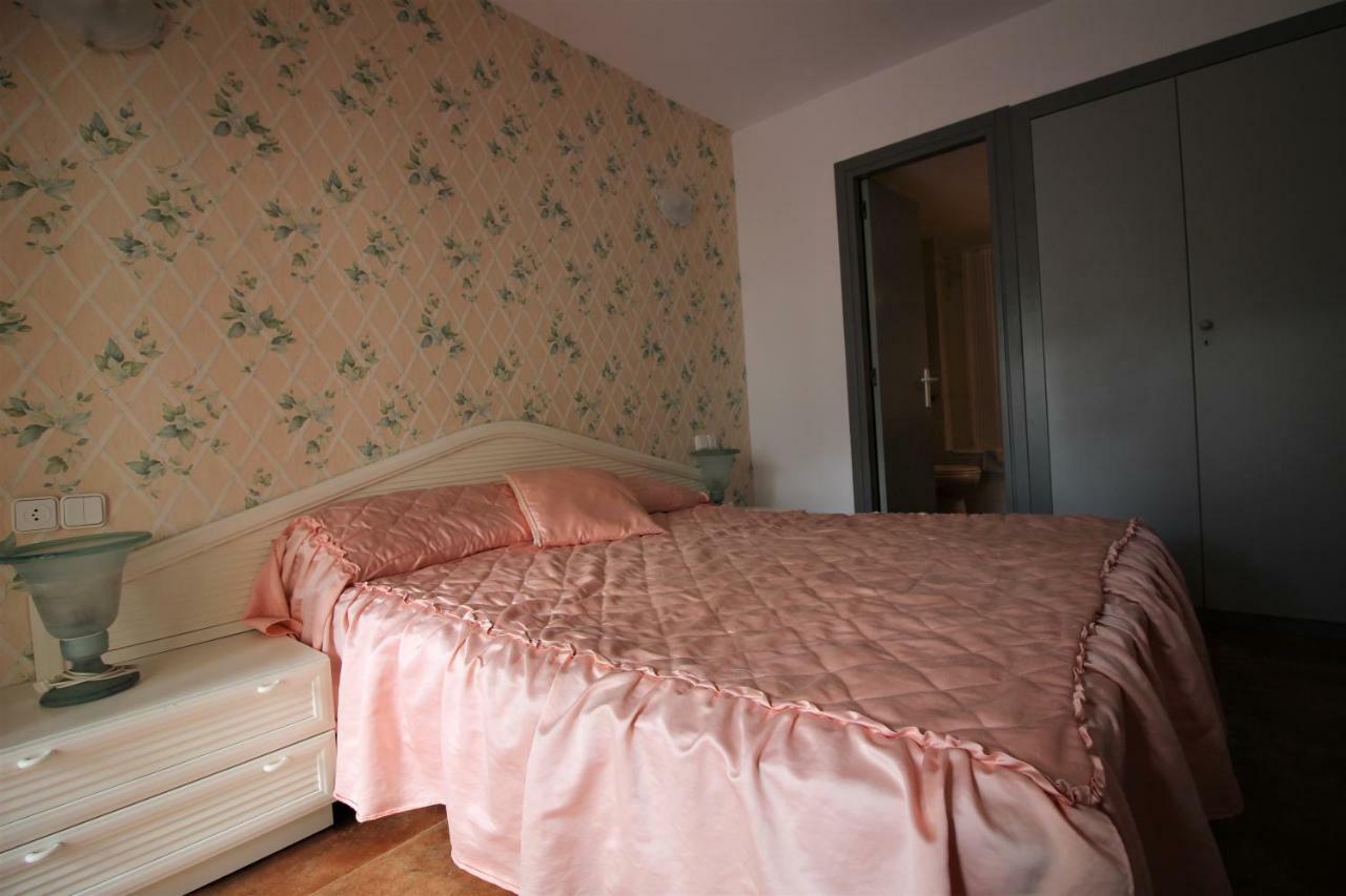 Global Immo 3329 Royal Marine I Apartment โรเซส ภายนอก รูปภาพ